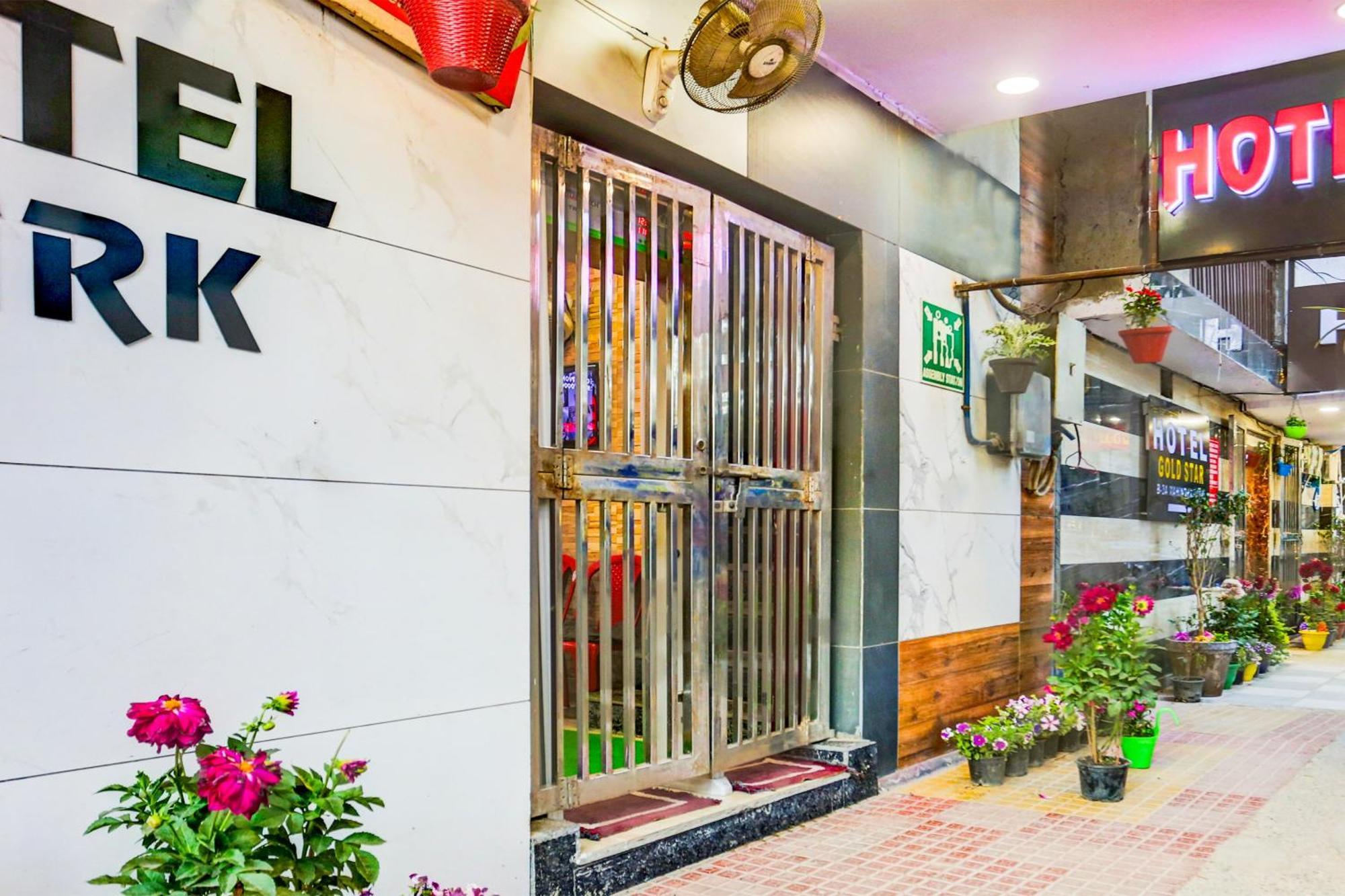 Hotel O Park View Delhi  Ngoại thất bức ảnh
